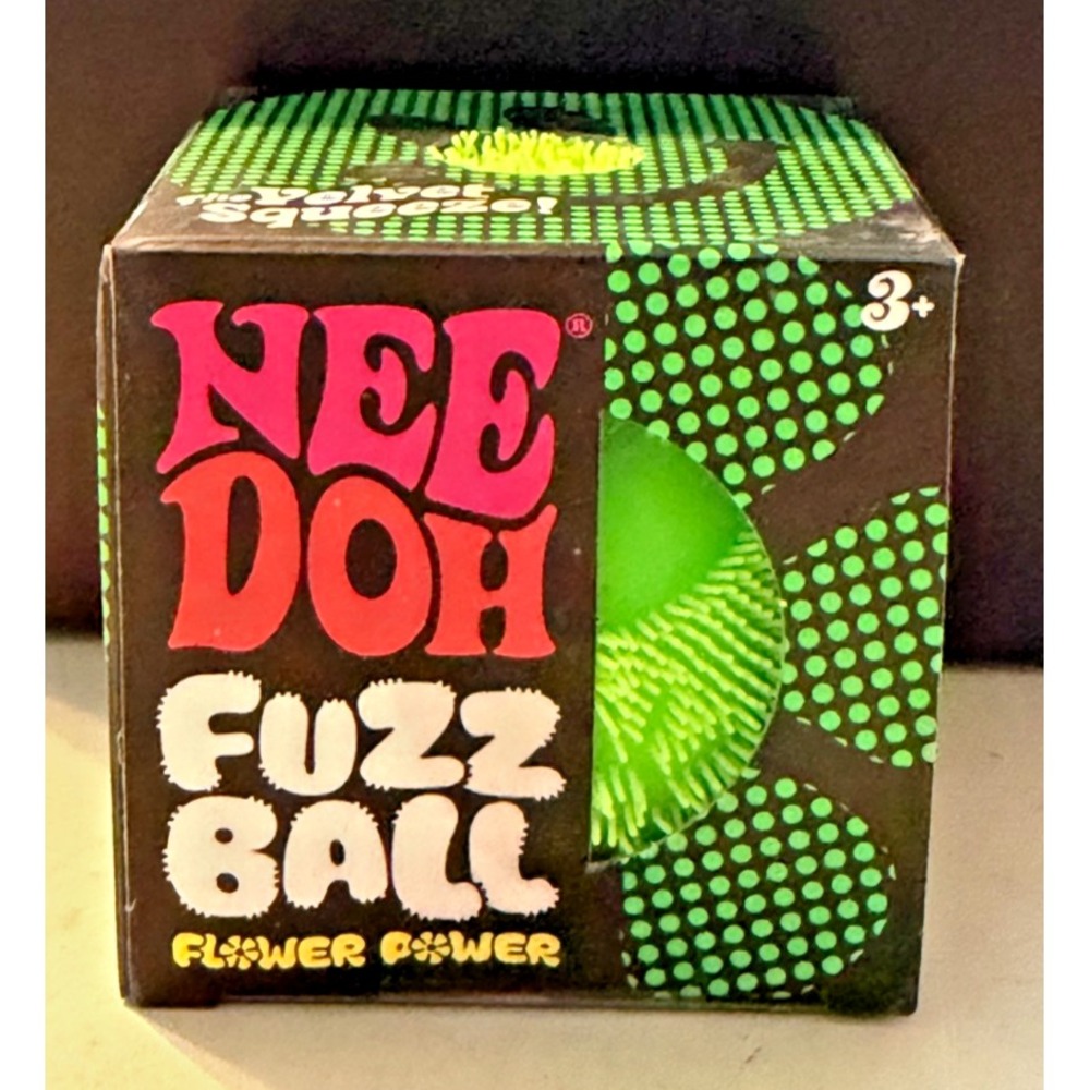 Schylling Authentic Needoh FUZZ BALL Flower Power Squish GREEN🔥